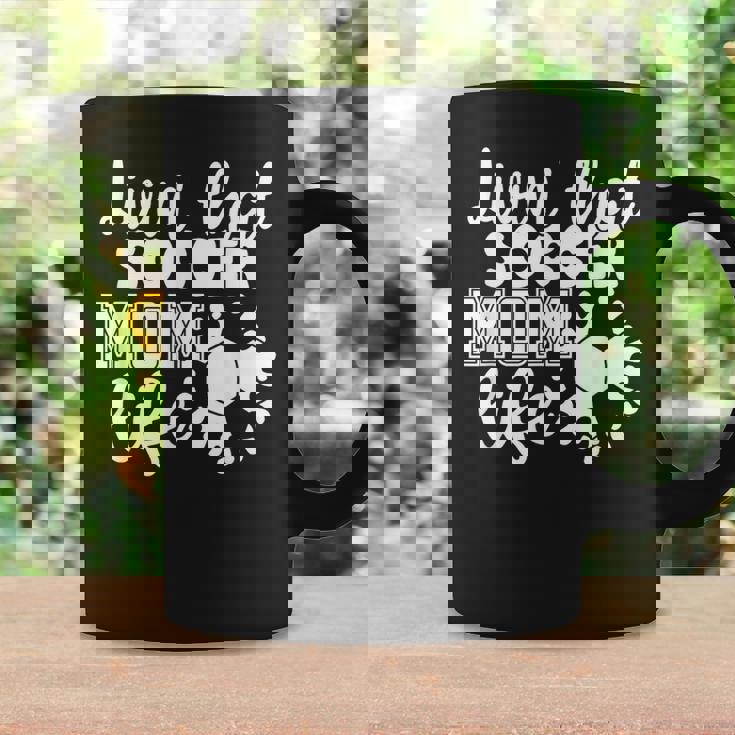 Livin' Thatoccer Mom Life ファニースポーツ 母の日 コーヒーマグ ギフトのアイデア