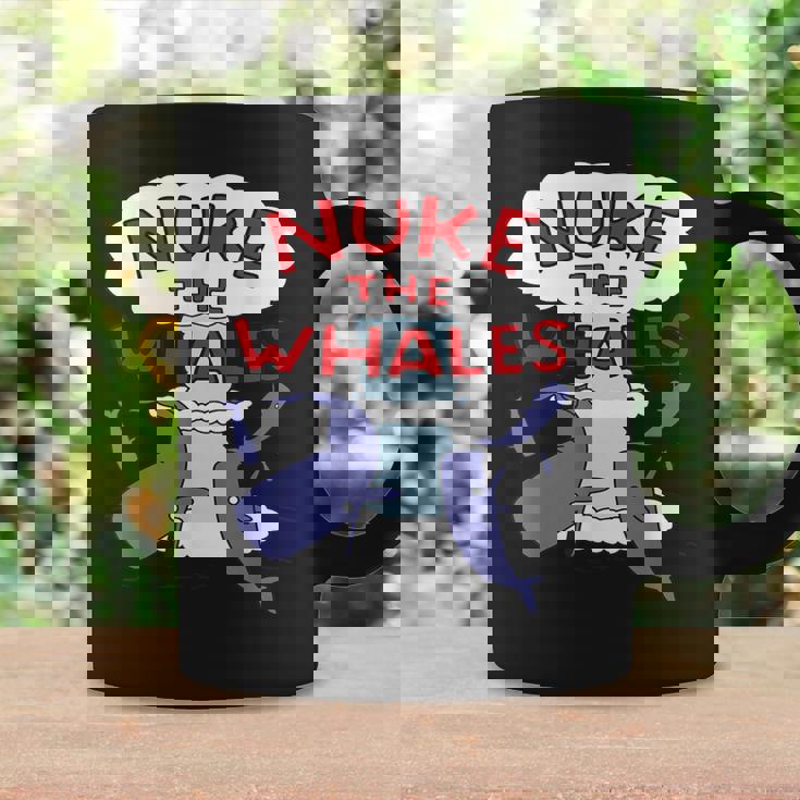 Nuke The Whales Lisa Nelson シャツ コーヒーマグ ギフトのアイデア