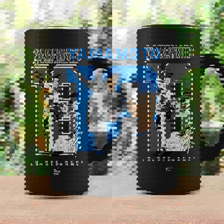 Number And Portrait Yoshinobu Yamamoto Los Angeles Mlbpa コーヒーマグ ギフトのアイデア