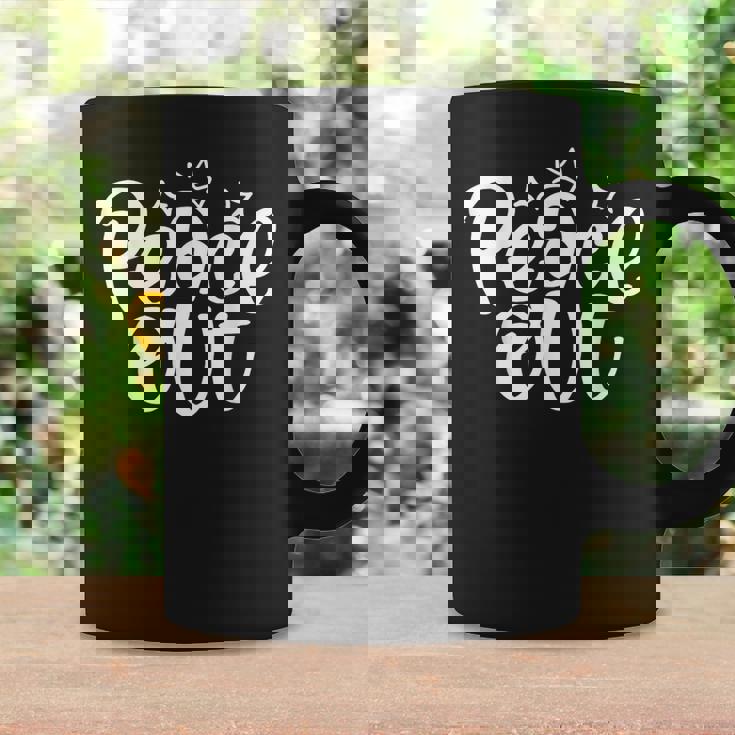 Peace Out Meme コーヒーマグ ギフトのアイデア