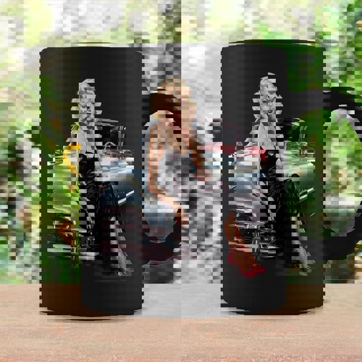 Pinup Girl ビンテージクラシックカー ホットロッド ロカビリー コーヒーマグ ギフトのアイデア