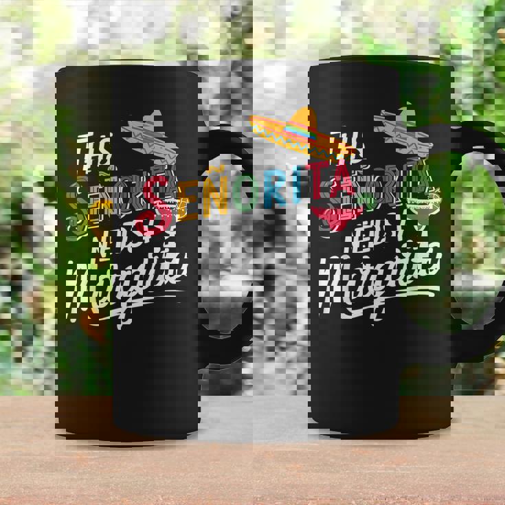 Senorita Margarita Lover Cinco De Mayo Fiesta ギフト コーヒーマグ ギフトのアイデア