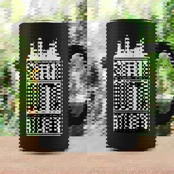 Straight Outta Atlanta 都市のシルエット コーヒーマグ ギフトのアイデア