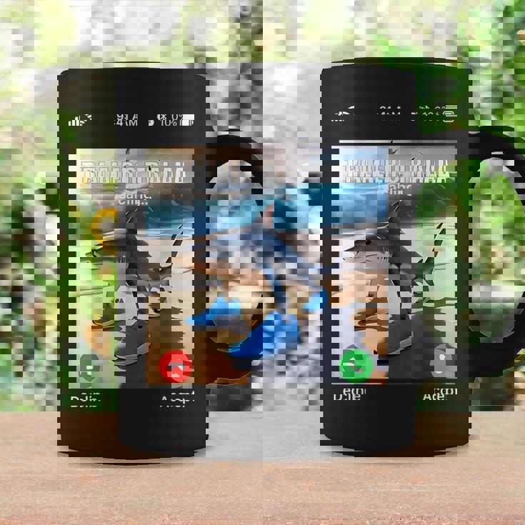 Tralalero Tralala イタリアンブレインロットミーム 電話ミーム コーヒーマグ ギフトのアイデア