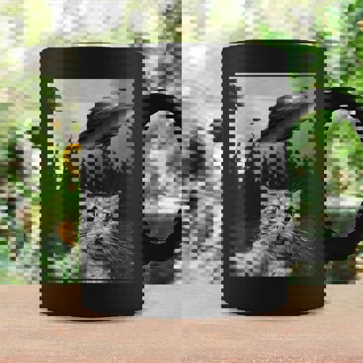 Ufo付き面白い猫セルフィー コーヒーマグ ギフトのアイデア