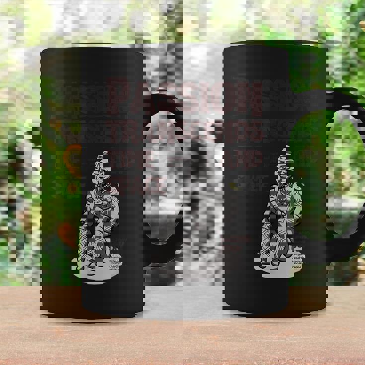 「情熱は時空を超える」 合掌土偶 祈る土偶 縄文 土偶 青森県八戸市 国宝 考古学 はにわ シュール コーヒーマグ ギフトのアイデア