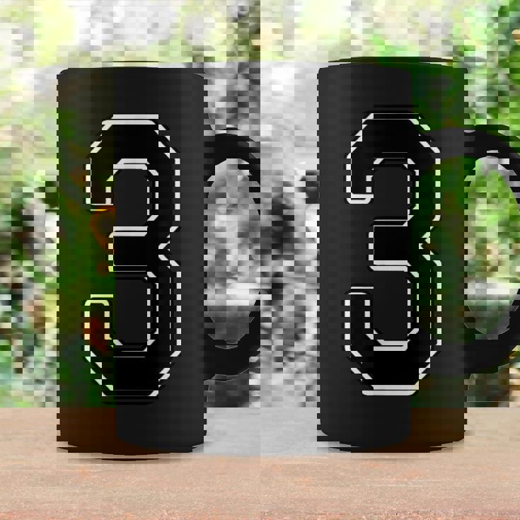 【両面プリント・表裏】3 数字 背番号・胸 ユニフォーム ナンバー【ブラック／黒の文字】スポーツ 部活 チーム 野球 コーヒーマグ ギフトのアイデア