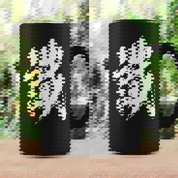 【識】一文字 文字入り 漢字 おもしろ 面白い 日本語 毛筆 書道 筆文字 言葉 和柄 日本 かっこいい お土産 文字 コーヒーマグ ギフトのアイデア