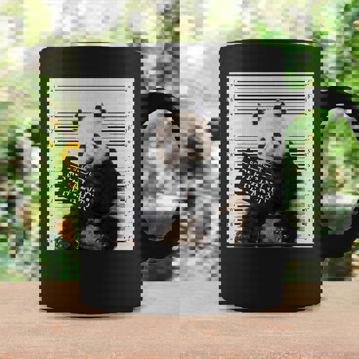 かわいいパンダの顔写真 犯罪者パンダ コーヒーマグ ギフトのアイデア