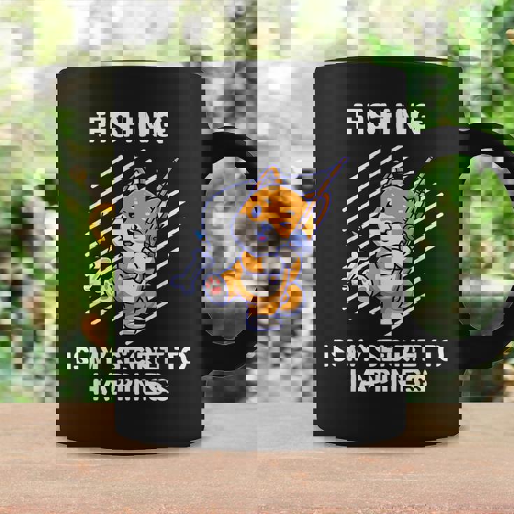 かわいい柴犬 釣りは幸せの秘密 柴犬 コーヒーマグ ギフトのアイデア