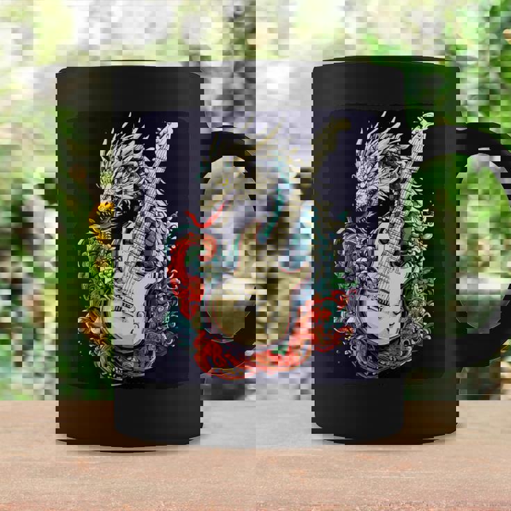 このドラゴンギターステートメントでステージをライトアップ。 コーヒーマグ ギフトのアイデア