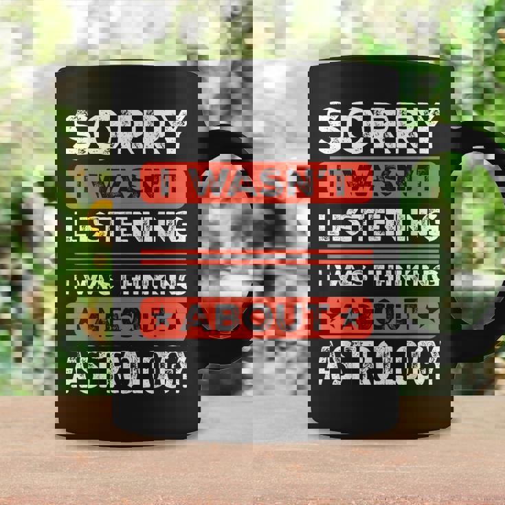 すみません、おもしろ占星術を聞いていませんでした コーヒーマグ ギフトのアイデア