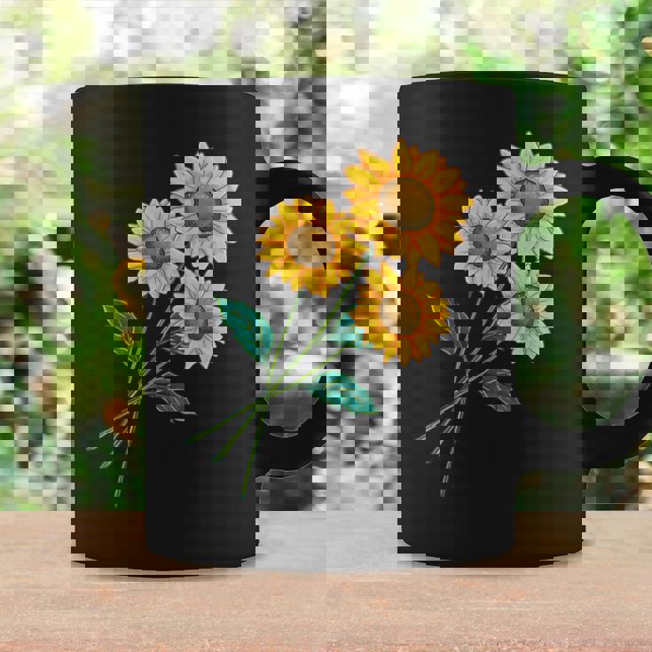 ひまわりの花束 春のフローラルガーデン 黄色の花 コーヒーマグ ギフトのアイデア