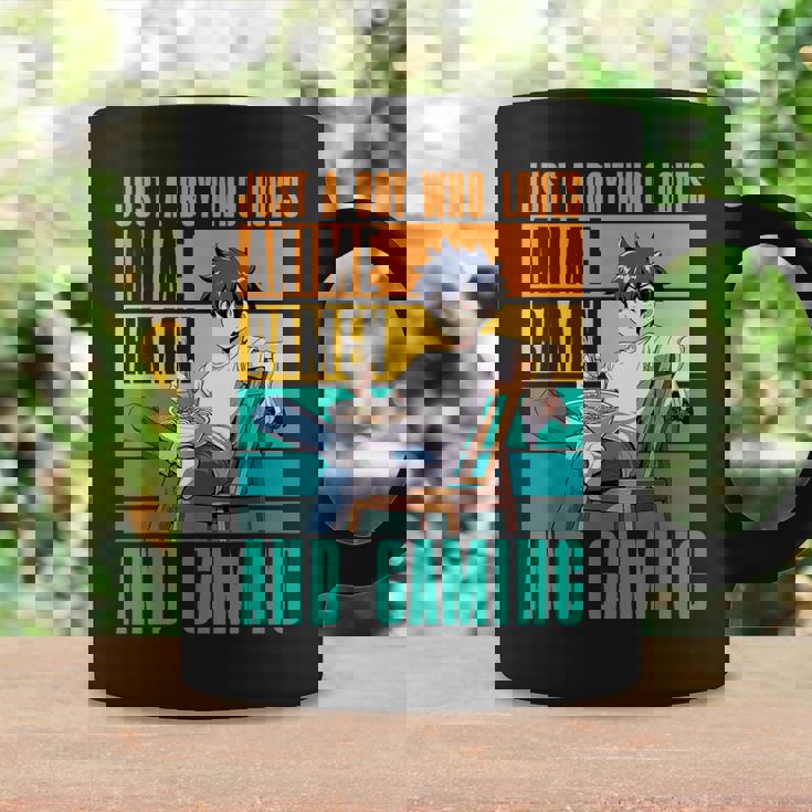 アニメラーメンとゲームが大好きな少年 カワイイゲーマー コーヒーマグ ギフトのアイデア