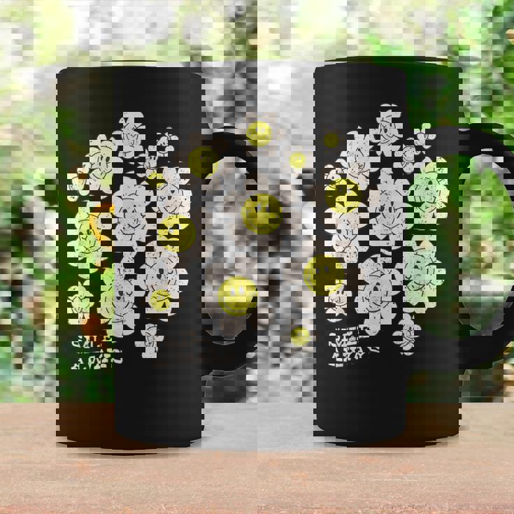 イエロー スマイル 顔 花mile Always キッズ 幼児 女の子 コーヒーマグ ギフトのアイデア