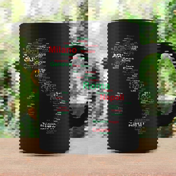 イタリア 地図 シルエット 旗 タウン ローマ 旅行 イタリア コーヒーマグ ギフトのアイデア