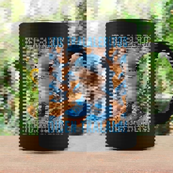 インターネットミーム 陽気なaiモンスター ロス トラレリトス ディセン コーヒーマグ ギフトのアイデア