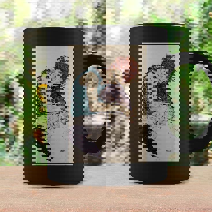 エゴン・シーレ作「膝を曲げた座る女」1917 コーヒーマグ ギフトのアイデア