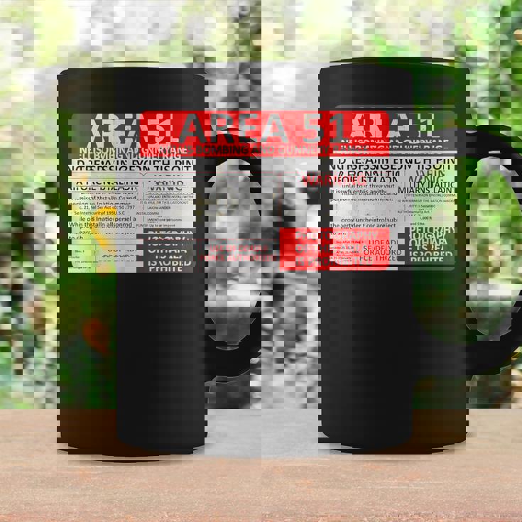 エリア51 フェイクミリタリーサイン コーヒーマグ ギフトのアイデア