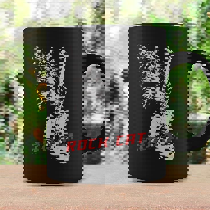 エレキギターを弾くロックキャット 面白い猫ニャーパロディショー コーヒーマグ ギフトのアイデア