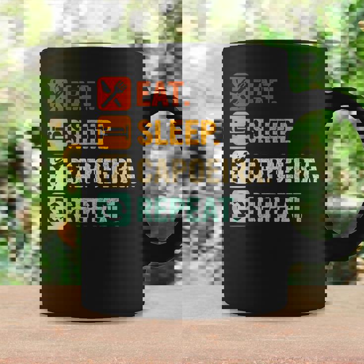 カポエイラ 格闘技 ダンス 武道 コーヒーマグ ギフトのアイデア