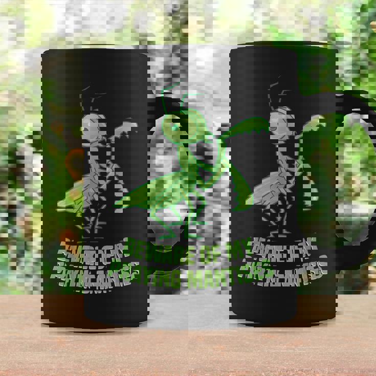 カマキリの囲い衣装 虫飼い主 カマキリの卵 コーヒーマグ ギフトのアイデア