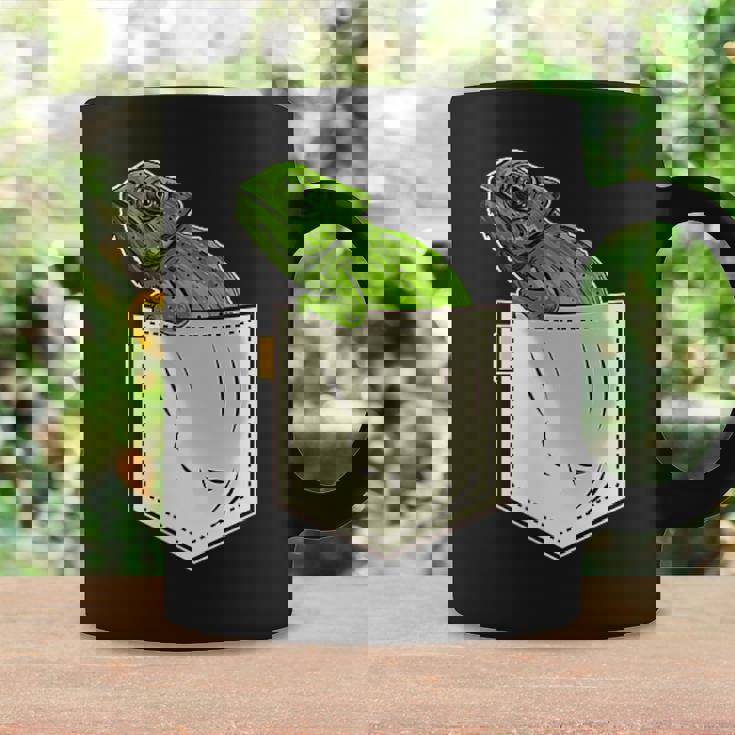 カメレオンポケットバッジ コーヒーマグ ギフトのアイデア