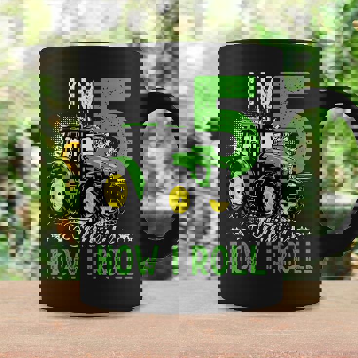 キッズ I Am 5 This Is How I Roll One Years Old Tractor 5歳の誕生日 コーヒーマグ ギフトのアイデア