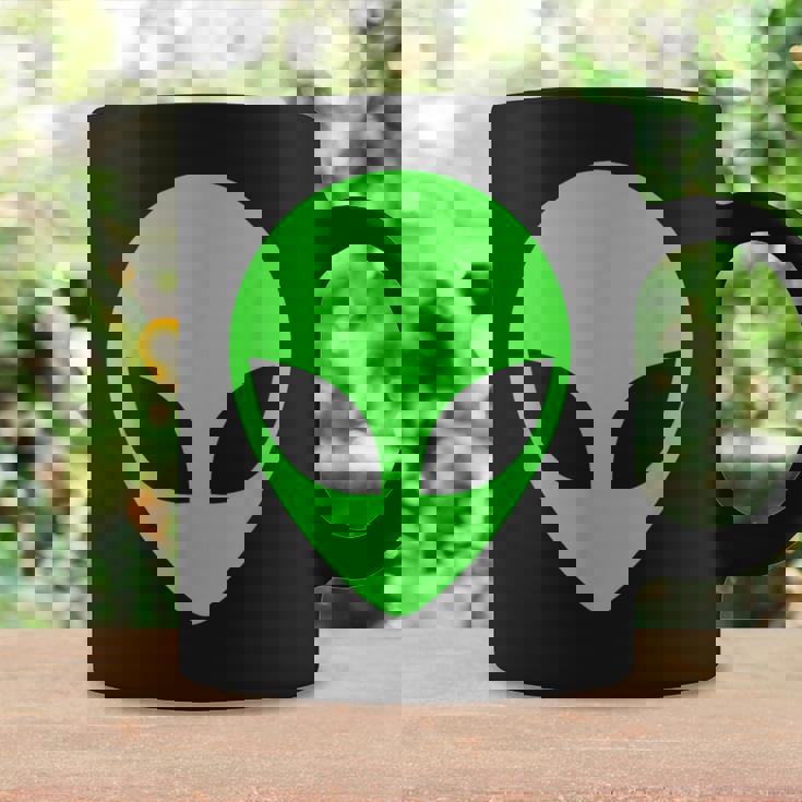 グリーンエイリアンヘッドアパレル 90年代スタイル ファニー エイリアン コーヒーマグ ギフトのアイデア