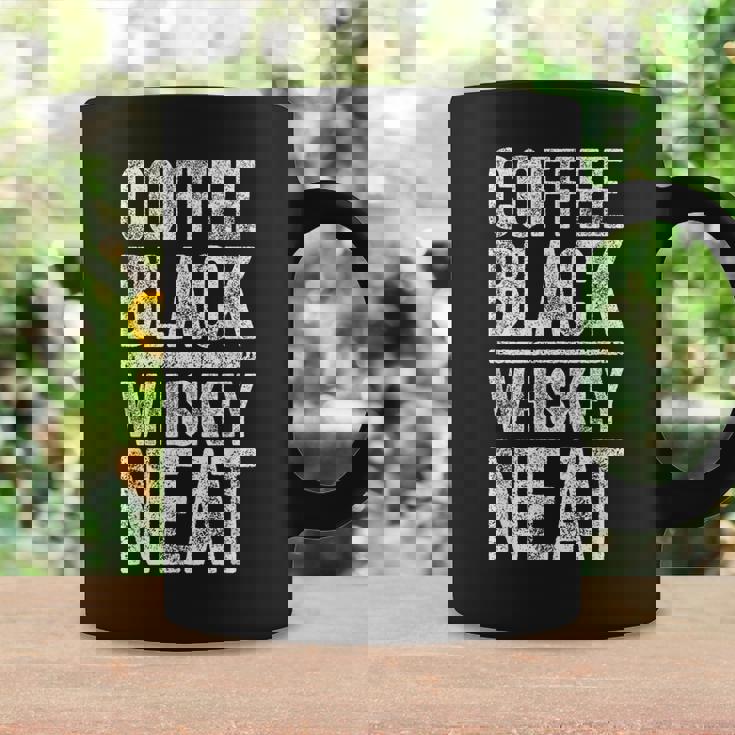 コーヒー ブラック ウイスキー きちんとしたシャツ 面白い バーボン ウイスキー スコッチ コーヒーマグ ギフトのアイデア