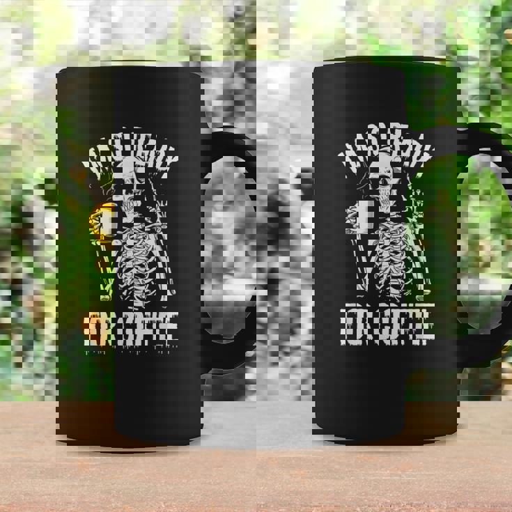 コーヒースケルトンとカフェイン中毒の覚悟はできてる コーヒーマグ ギフトのアイデア