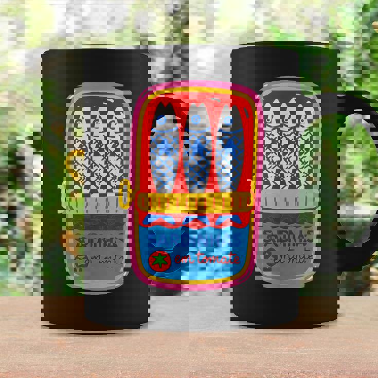 サルディーニャス エム トメイト 遊び心のあるイラスト コーヒーマグ ギフトのアイデア