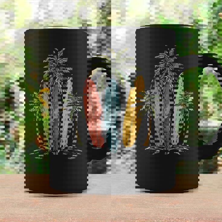 サーファー ヴィンテージ サーフボード ヤシの木 ビーチ サーフィン コーヒーマグ ギフトのアイデア