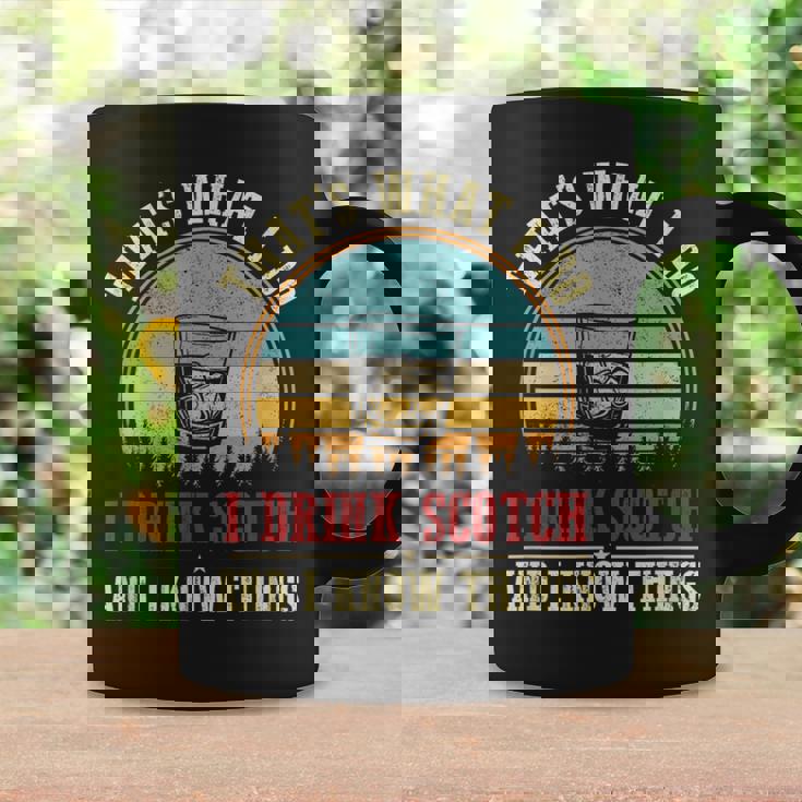 スコッチを飲みます＆アイ・ノウ・シングスファニー・スコッチ・ラヴァー・ウイスキー コーヒーマグ ギフトのアイデア