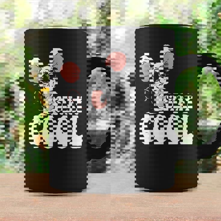 ステイ クール オーサム マウス ウェアリング サングラス 動物 ネズミ コーヒーマグ ギフトのアイデア