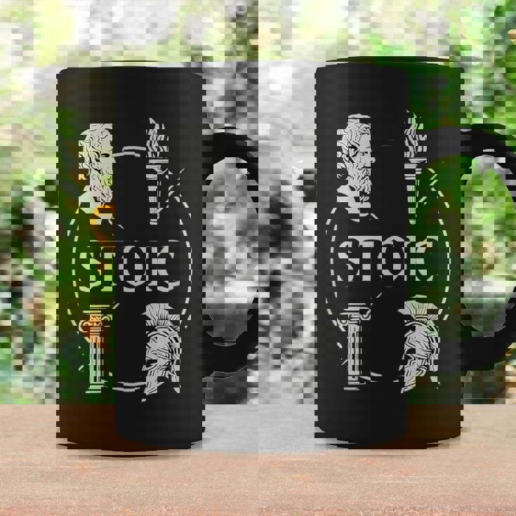 ストイックな美徳 – 知恵の勇気 正義 自己習得のシンボル コーヒーマグ ギフトのアイデア