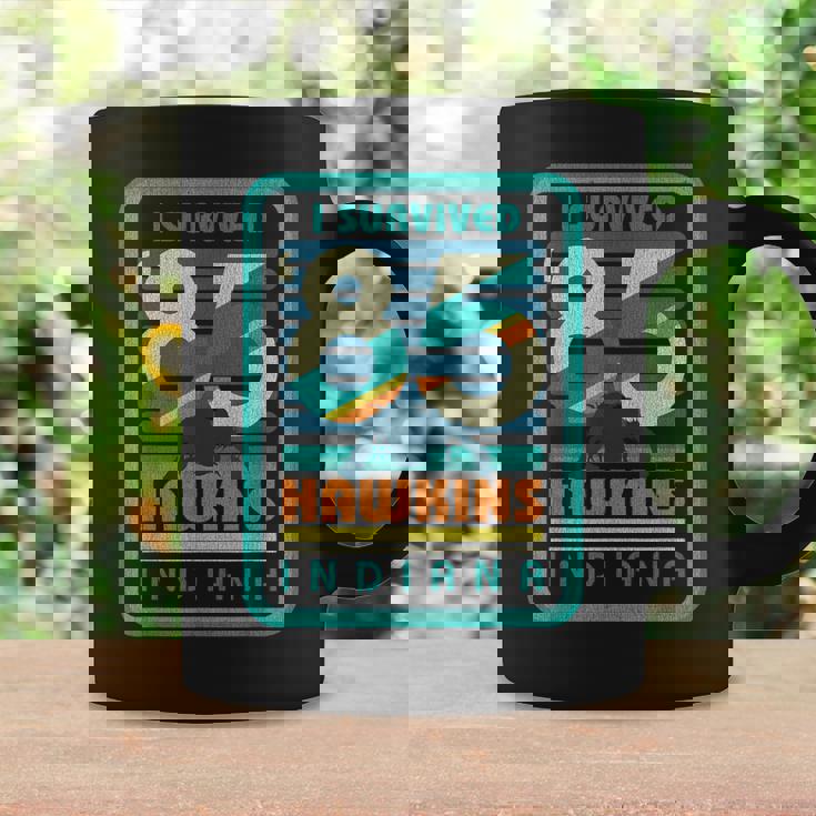 ストレンジャー・シングス ビンテージ デモゴルゴン ポスター ホーキンス インディアナ 85 コーヒーマグ ギフトのアイデア