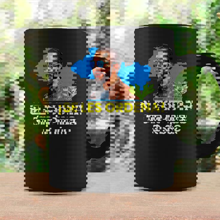 セ・レ・オルデナ・コメール・ププサス・デ・ロロコ、ナイーブ・ブケレ コーヒーマグ ギフトのアイデア