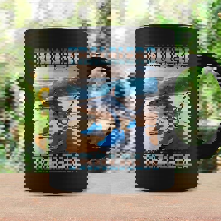 トラレロ トラララ ブートレッグ ブレイン レッド イタリアン ブレイン レッド ミーム コーヒーマグ ギフトのアイデア