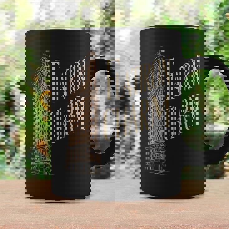 ニューヨークチャームフラットアイアンビルディング コーヒーマグ ギフトのアイデア