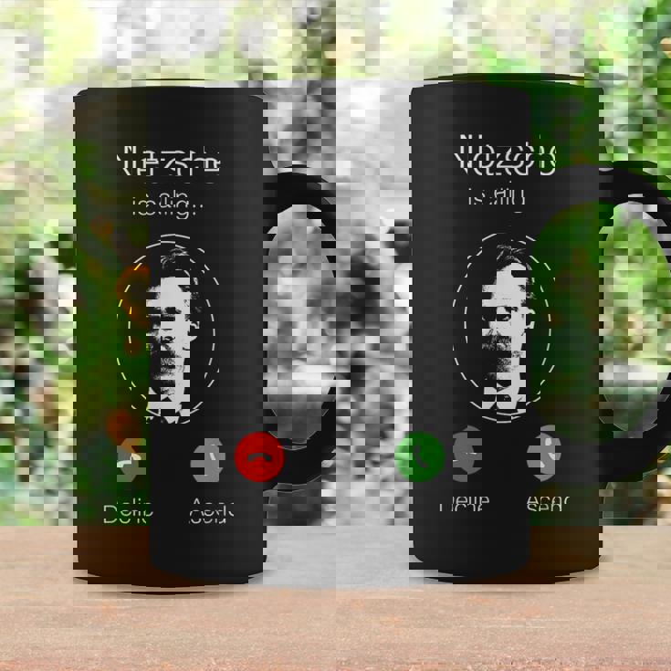 ニーチェが呼んでいる-ニヒリズム哲学 コーヒーマグ ギフトのアイデア