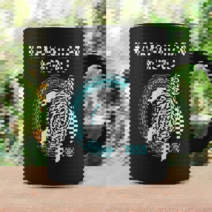 ハワイアン ホヌ ポリネシア トライバル ウミガメ ハワイ エスト 1959 コーヒーマグ ギフトのアイデア