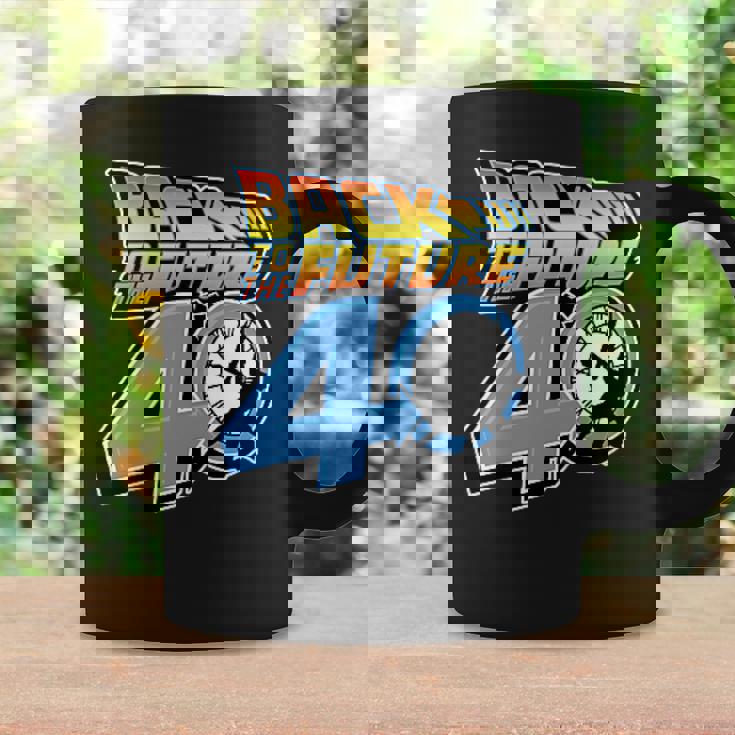 バック・トゥ・ザ・フューチャー 40周年記念 ビデオゲームスタイル F&B コーヒーマグ ギフトのアイデア