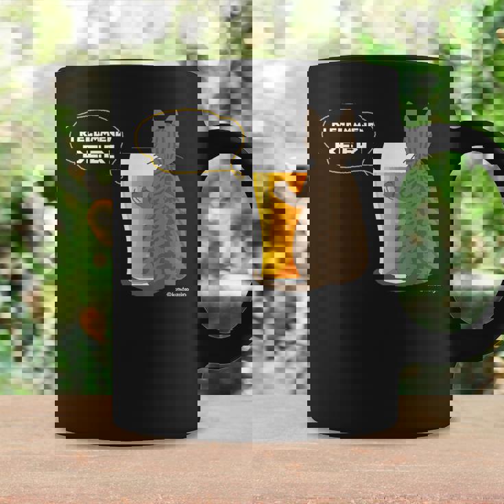 ビールをすすめるねこ2 猫 ビール Cat Beer コーヒーマグ ギフトのアイデア