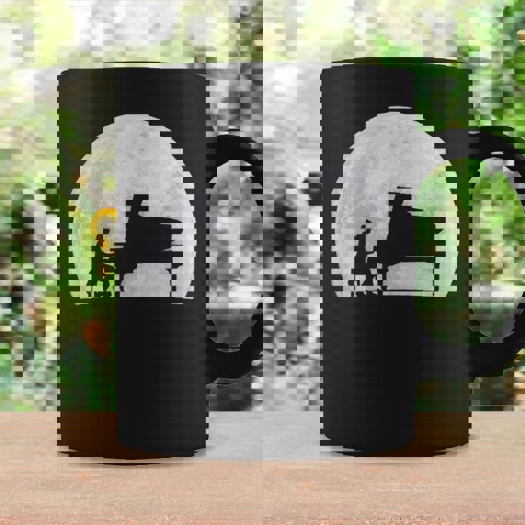 ピアニスト ピアノ奏者 クラシック音楽 ジャズ音楽 満月 趣味 クール ピアノ好き 音楽好き コーヒーマグ ギフトのアイデア