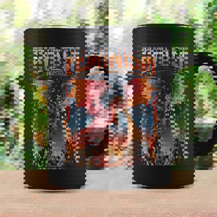 フェミニズム ドラゴン 家父長制を地面に燃やす フェミニスト コーヒーマグ ギフトのアイデア