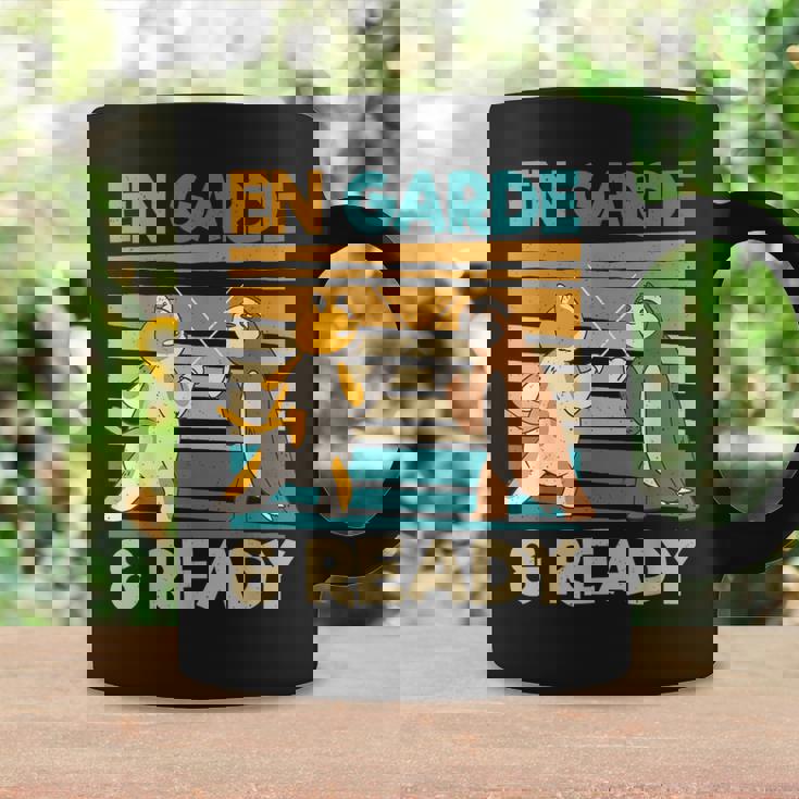 フェンシング猫ナマケモノファニーフェンサー コーヒーマグ ギフトのアイデア