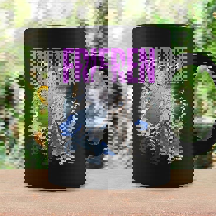 フリーレンと一緒にネモフィラの花園でくつろぐ時間。 コーヒーマグ ギフトのアイデア