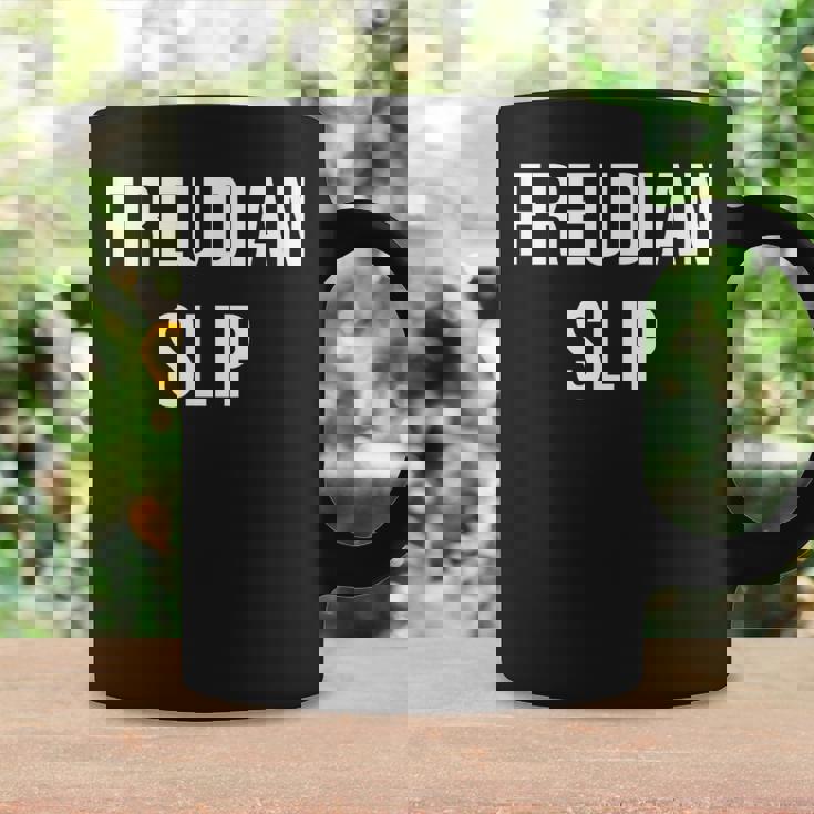 フロイト・スリップ コーヒーマグ ギフトのアイデア