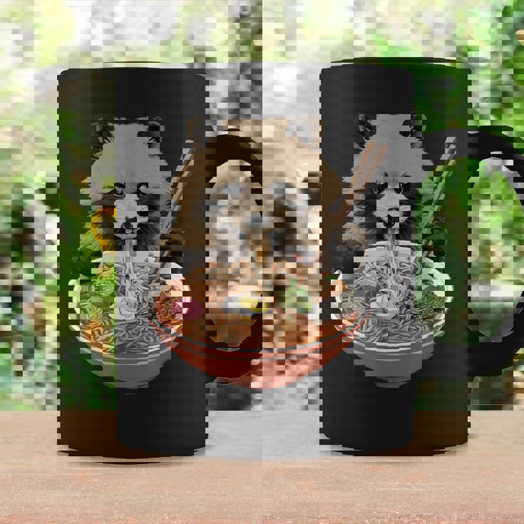 ラーメンたぬき タヌキ おもしろ ユニーク 動物 アニマル 狸 漢字 麺 グラフィック イラスト アニメ コーヒーマグ ギフトのアイデア